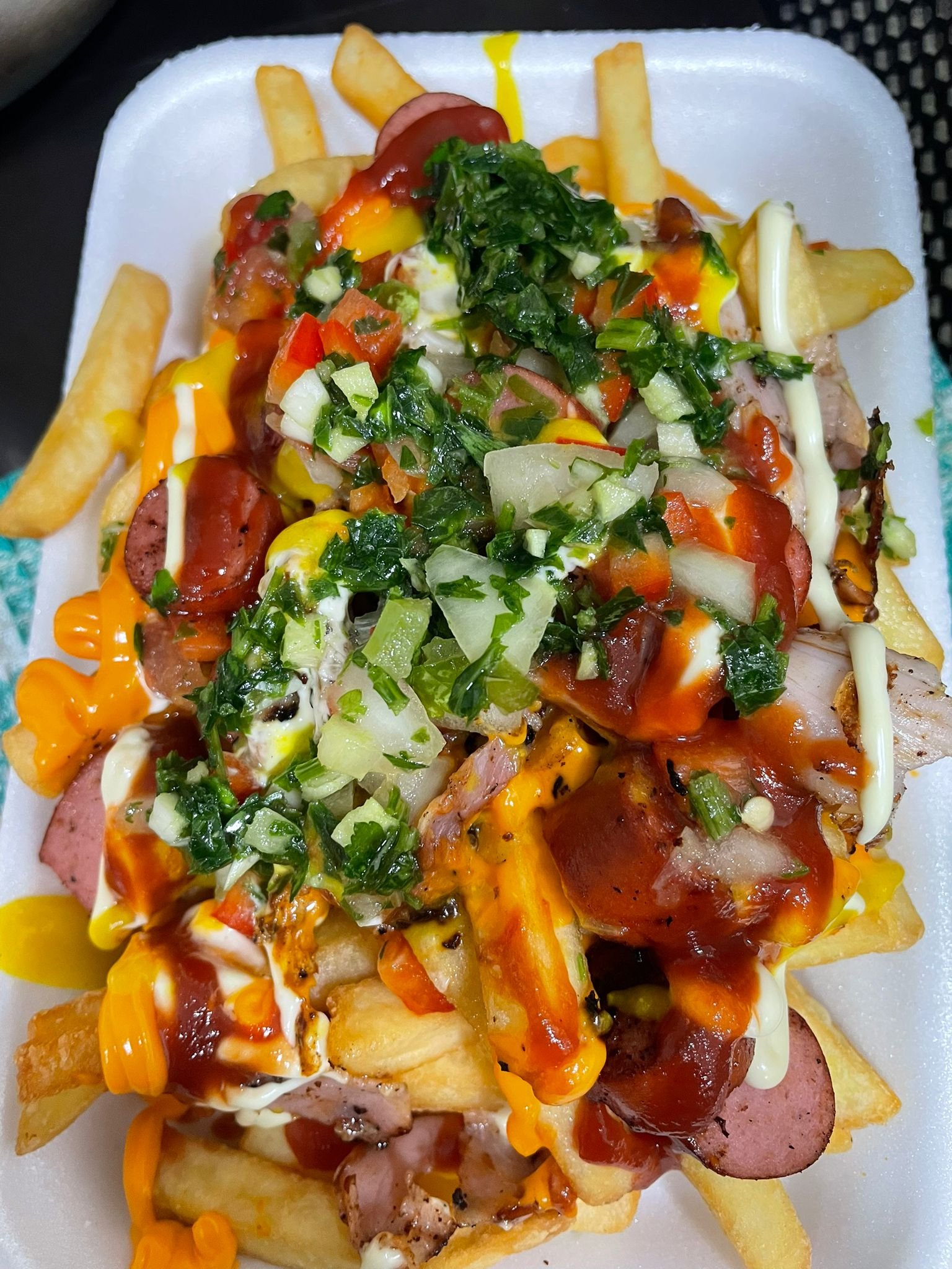 Salchipapa Bomba